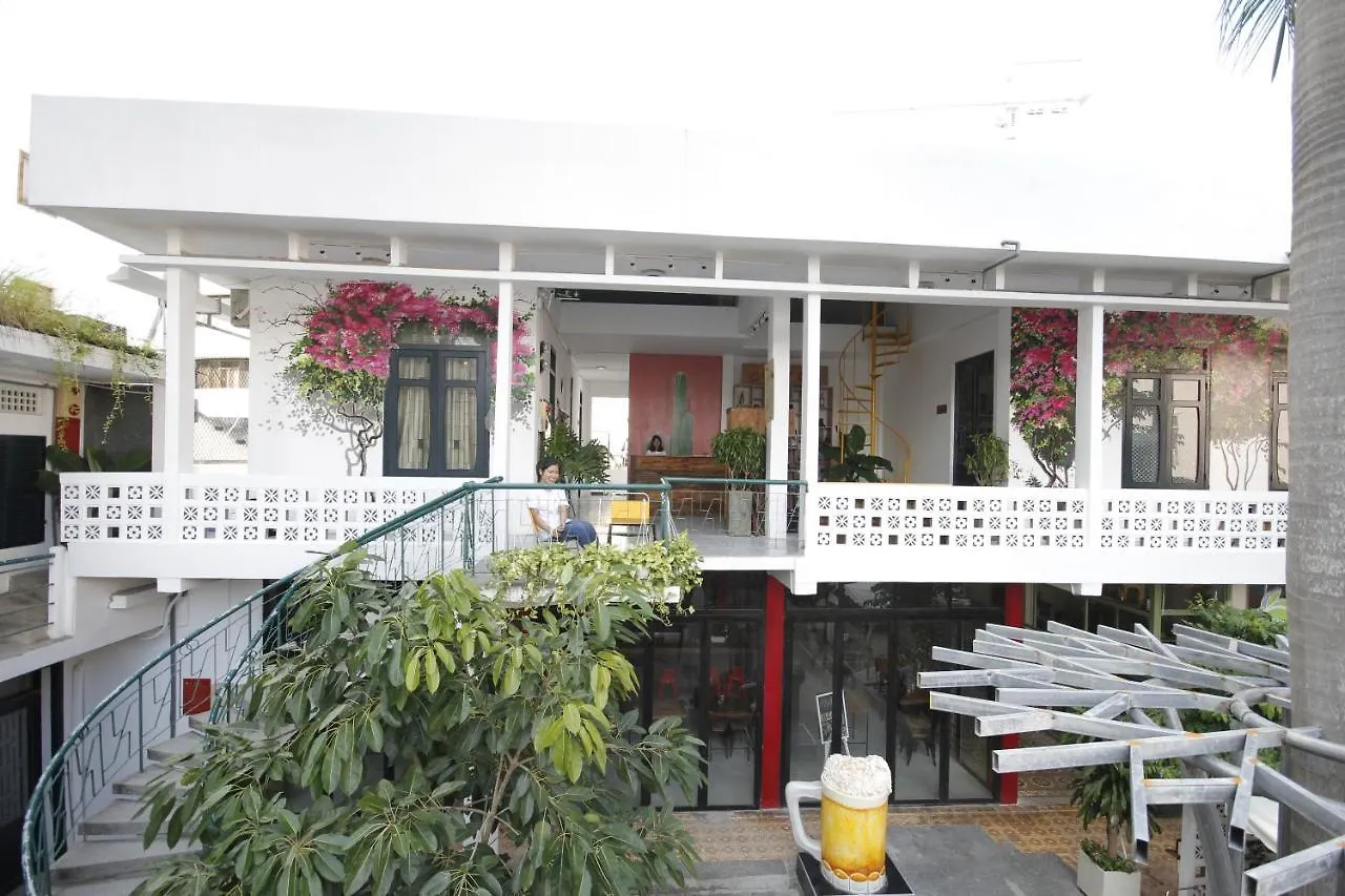 여관 Zone Da Nang Hostel